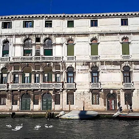 Hotel Rousseau's Venedig