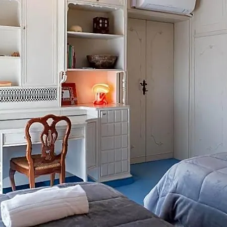 Rousseau's 4* Venedig
