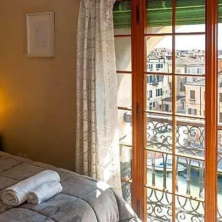 Rousseau's Hotel
